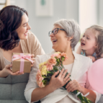 Best 20+ Valentines Day Gifts for Moms