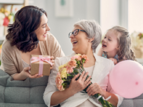 Best 20+ Valentines Day Gifts for Moms