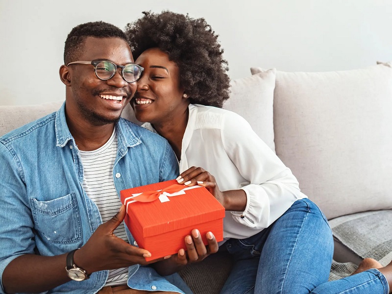 20+ Best Gifts for A Boyfriend